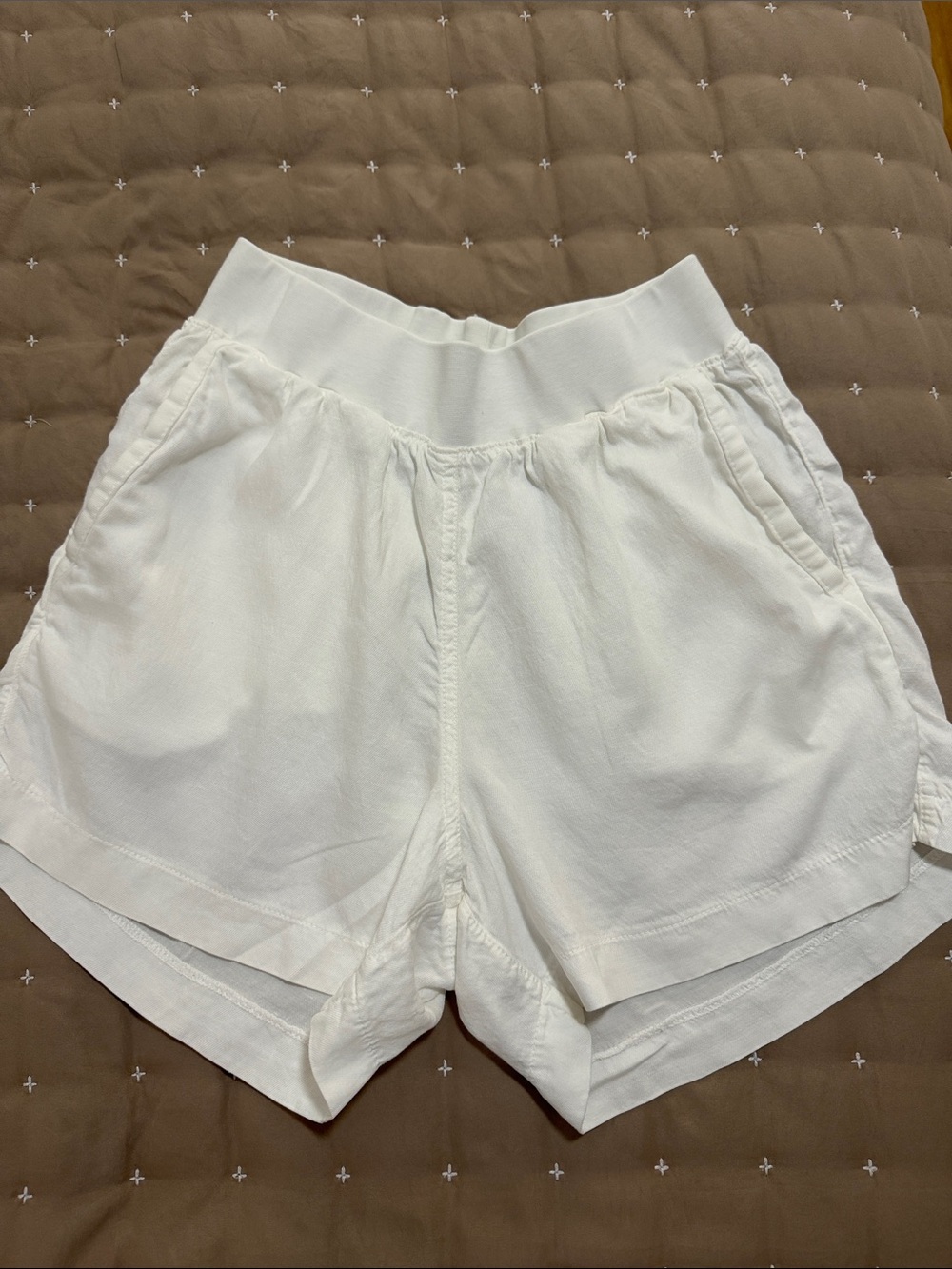 Faherty Arlie Day White Shorts Small